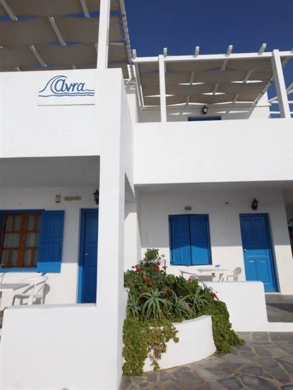 Avra Apartments Tourlos