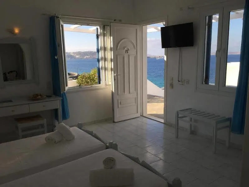 Avra Apartments Tourlos 0*,